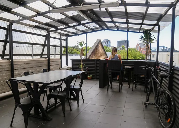 K Road City TravellersHostel